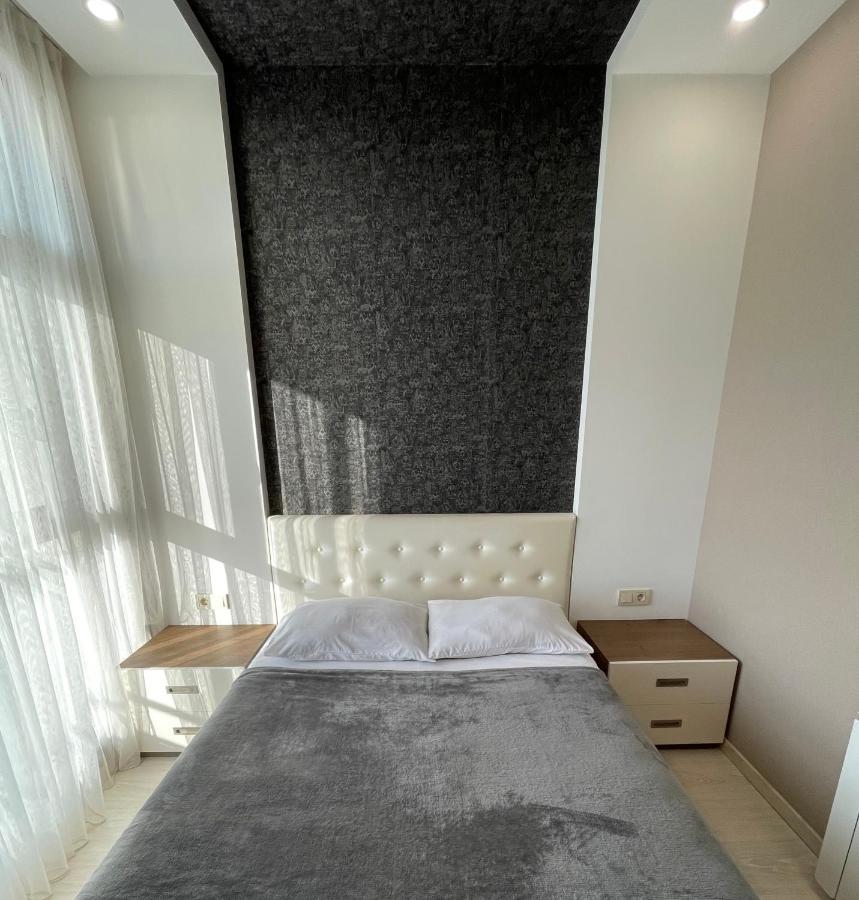 Apartments At Like House Batumi Exterior foto